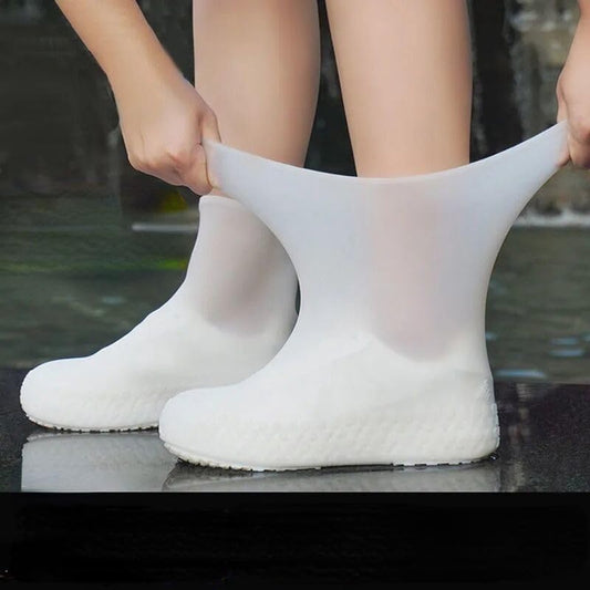 Overshoes - 1 Pair - Waterproof Silicone Overshoes - Reusable, Non-slip, Suitable for Outdoor Activities (White - Size L)