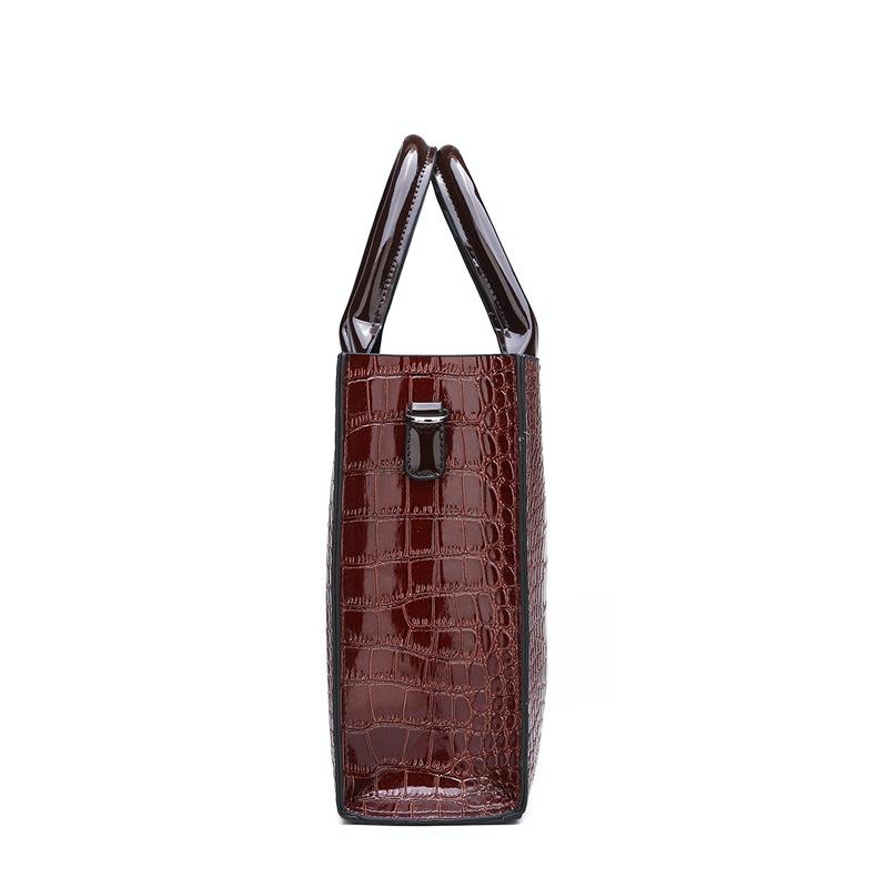 Versatile Crocodile Pattern Shoulder Bag for Women - 3-in-1 Design - Black