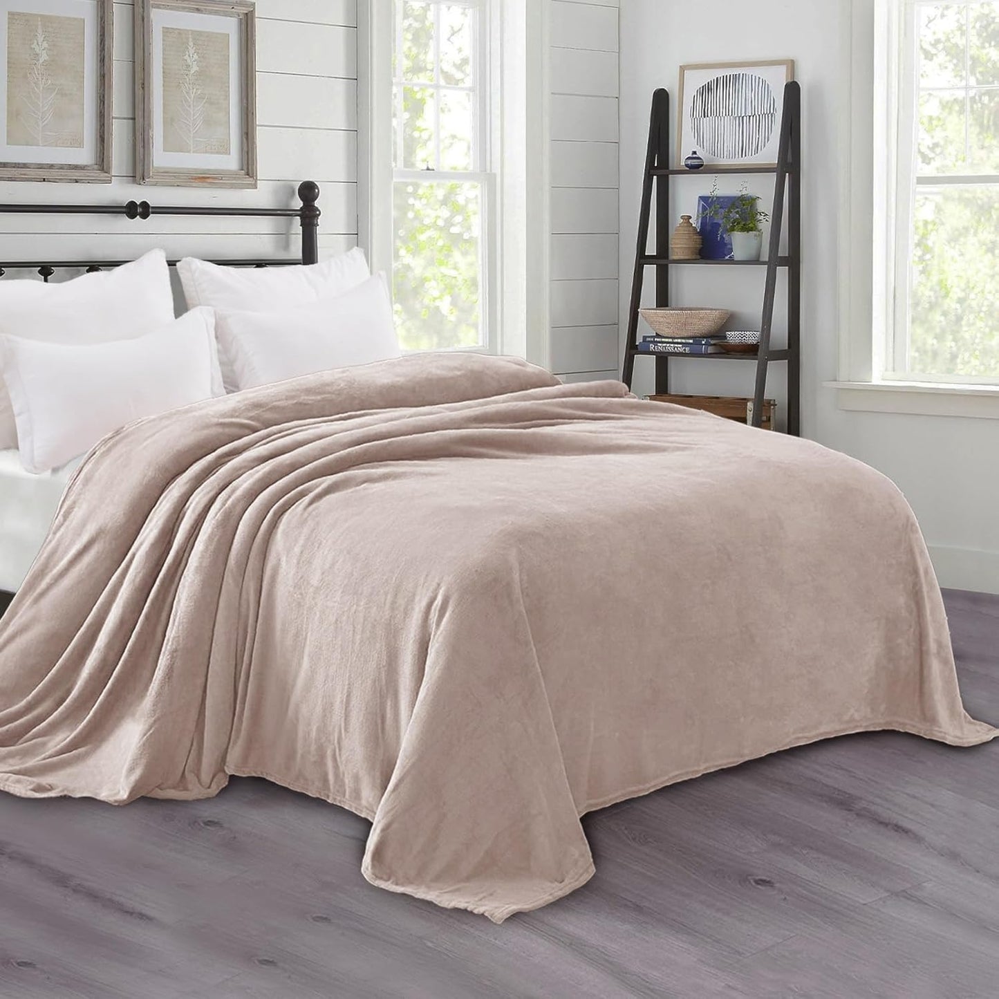 Fleece Blanket Queen Size for Bed, Super Soft and Warm, All Season Use, Cozy, Plush, Lightweight, 90X90 Inches, Camel